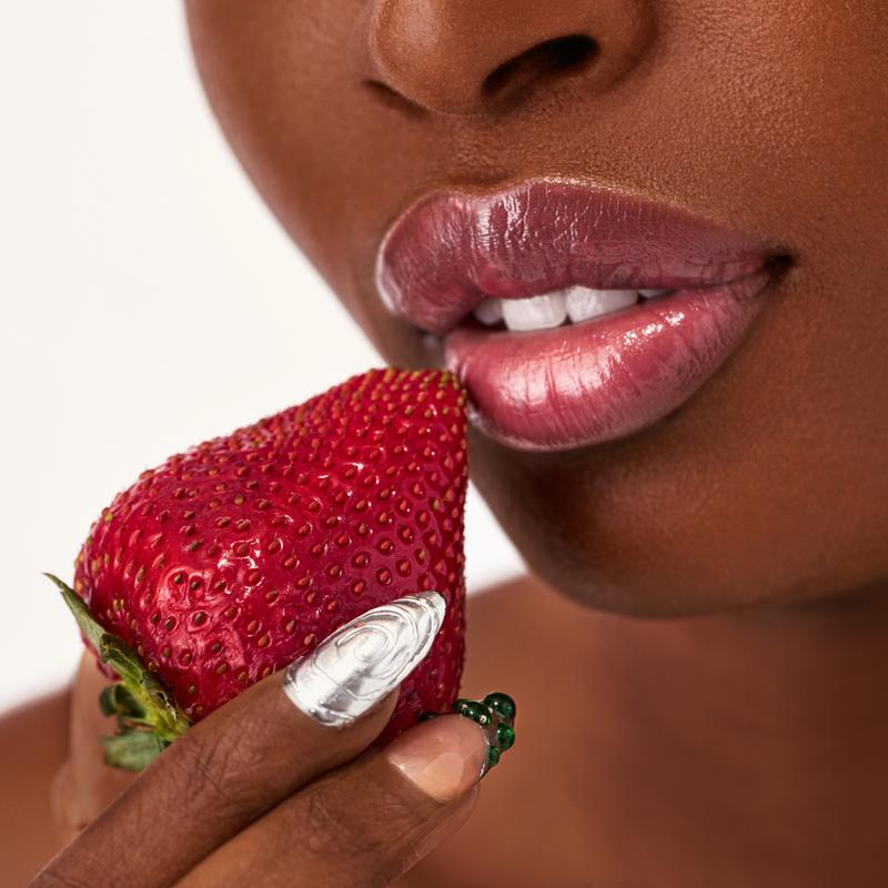 Lip-Plumping Glossy Lip Balm