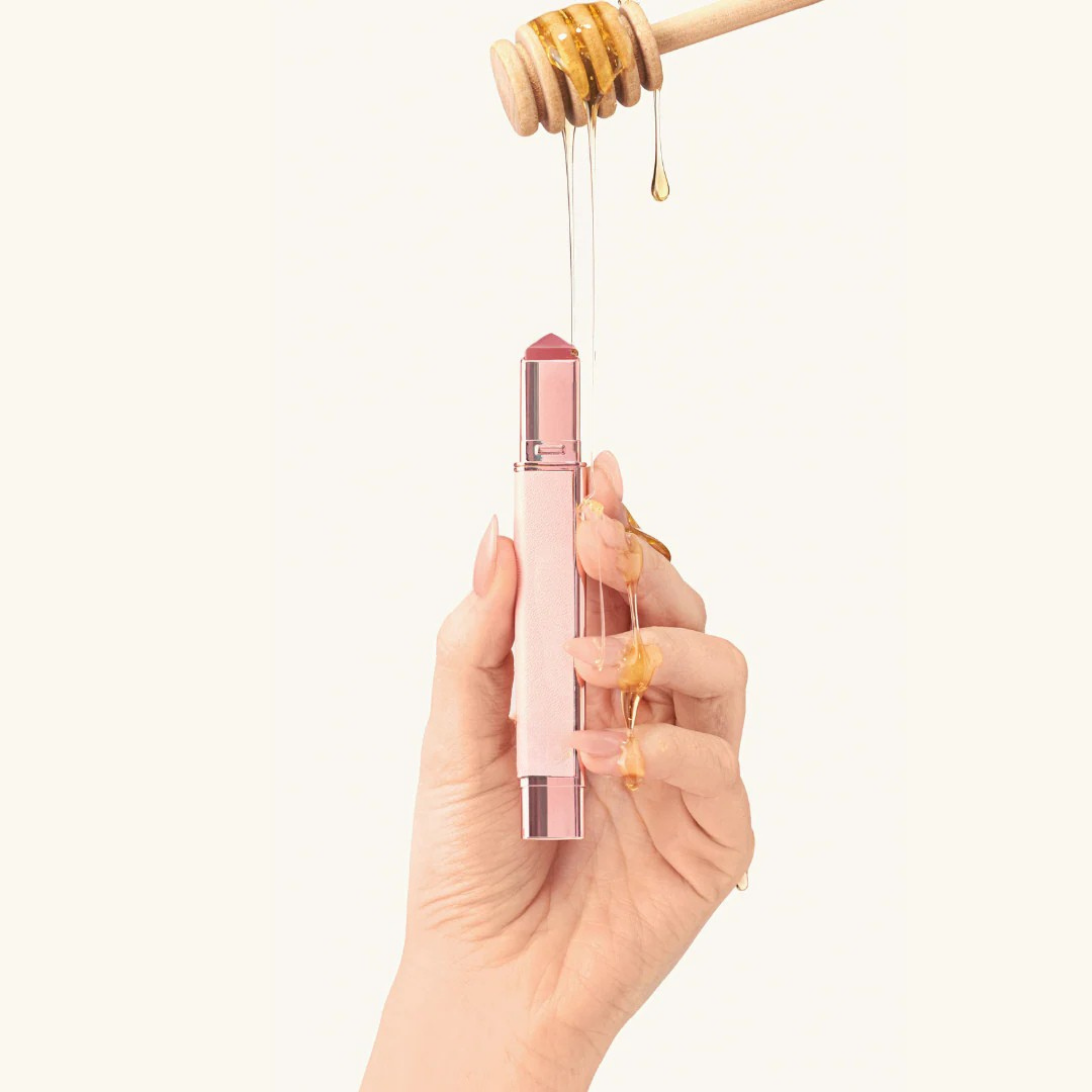 Lip-Plumping Glossy Lip Balm