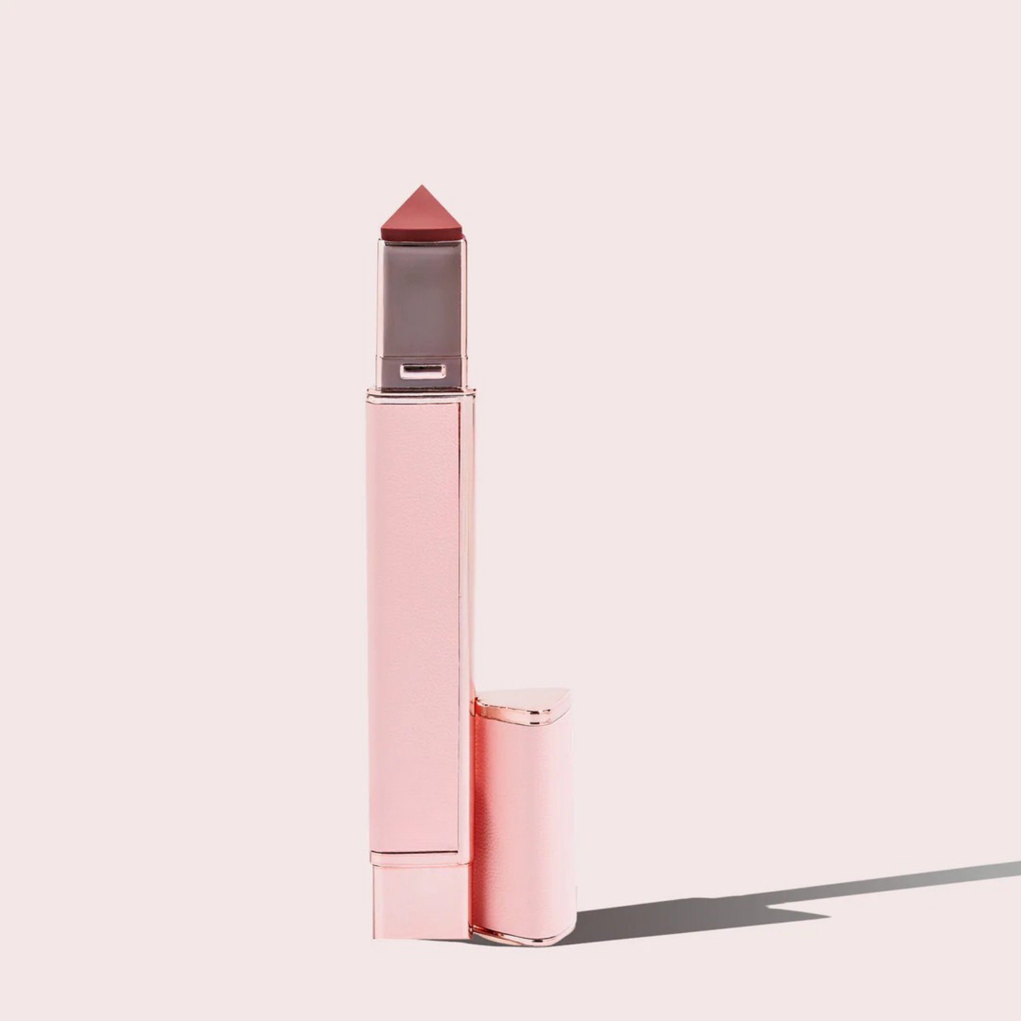 Lip-Plumping Glossy Lip Balm